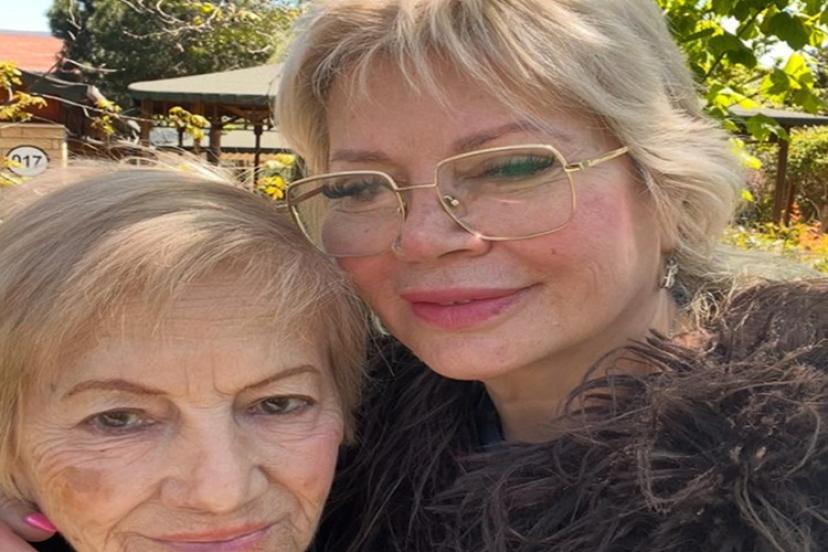 Ünlü sunucu ve oyuncu Müge Oruçkaptan'ın anne acısı!