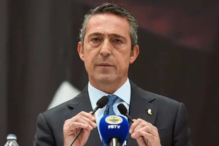 Fenerbahçe'de teknik direktörlük koltuğuna Domenico Tedesco geliyor!