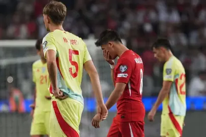 Konya'da tarihi hezimet: Ay-yıldızlılar İspanya karşısında dağıldı