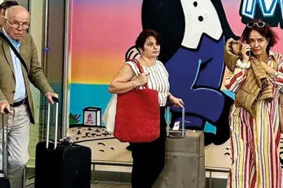 Müjde Ar ve Ercan Karakaş'tan romantik Mikonos kaçamağı