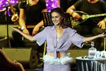 Yıldız Tilbe sahne performansı sırasında ani bir rahatsızlık geçirdi!
