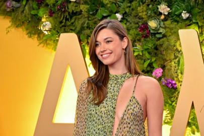 Afra Saraçoğlu kamera karşısına geçti! Dizide değişiklik mi var, aşk hikayesi geri mi döndü?