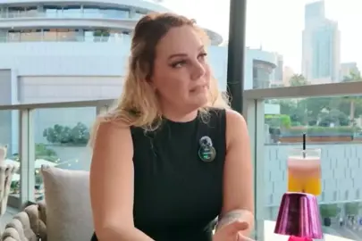 Beste Açar'dan şaşırtan açıklamalar: 'Babam Kayahan, Atatürk ve Mevlana ile iletişim kurabiliyorum'