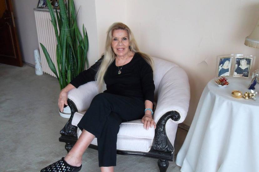 Türk sanat müziği sanatçısı Nihal Köknar hayatını kaybetti