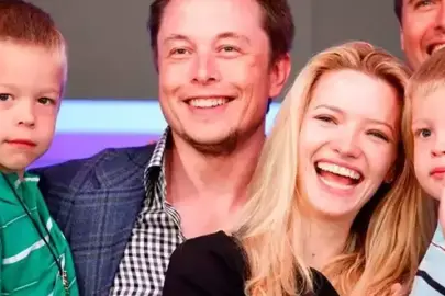 Elon Musk'ın trans kızı Vivian Jenna Wilson, Rihanna'nın seçtiği model oldu!