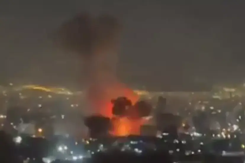 ABD ve İran Savaşında Son Durum: İsrail Hava Saldırısı Sonrası Tahran'da Şiddetli Patlamalar!