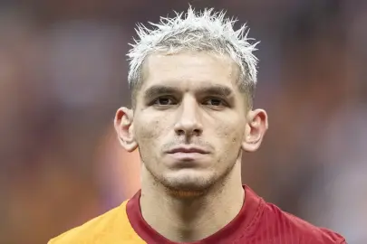 Lucas Torreira Galatasaray'dan Ayrılacak mı? Uruguaylı Yıldız İçin Sürpriz Sözleşme Hamlesi!