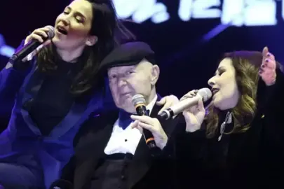 Beste Açar Nilüfer’e yine çok sert yüklendi: “8 yaşındaydım, sofralarımıza Oturdu"