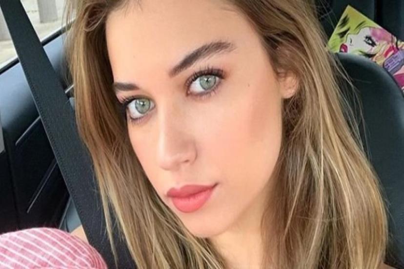 Afra Saraçoğlu’nun yanındakiler kim, ne zaman tatile çıkacak?