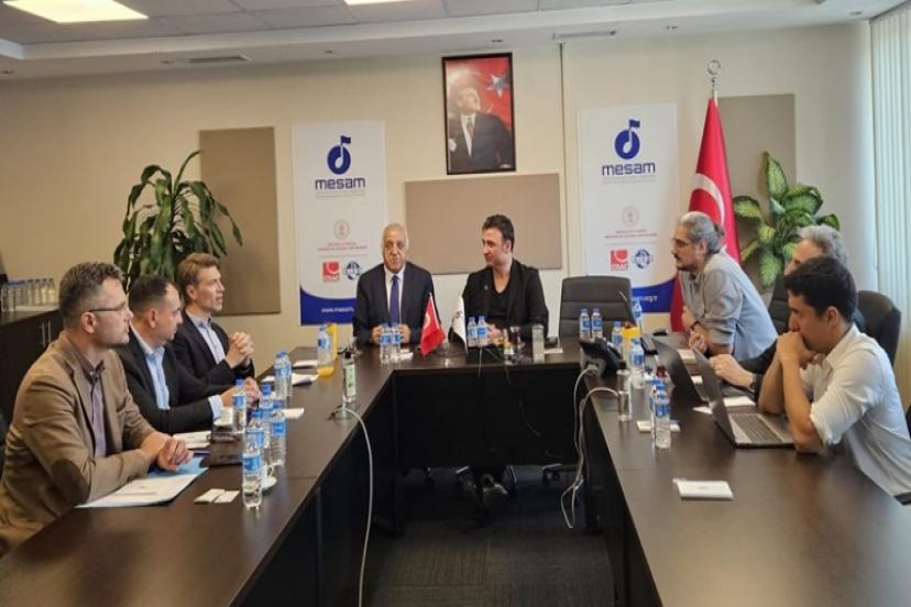 Avrupa Birliği Parlamentosu milletvekillerinden MESAM’a ziyaret!