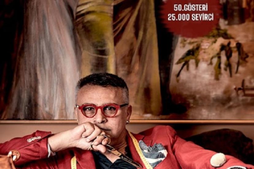 Barbaros Şansal “Burda Olmaz” gösterisiyle sahnelerde