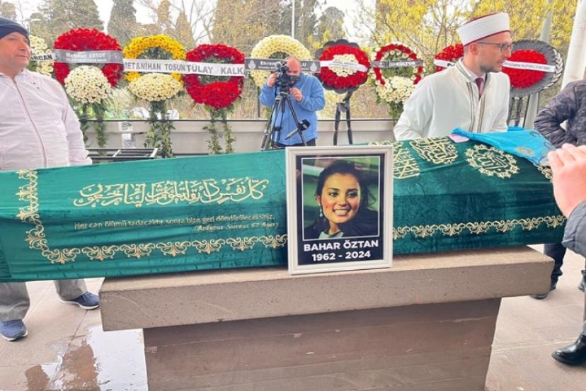 Gamzeli Güzel'e veda zor, gözyaşları sel oldu!