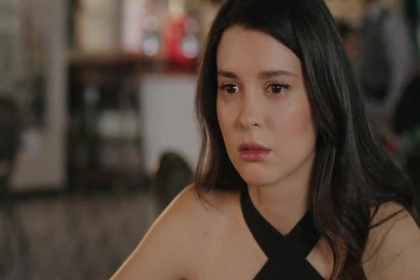 Yalı Çapkını'ndaki Pelin Karakteri geri mi dönüyor? Buçe Buse Kahraman dönüyor mu? Afra Saraçoğlu ve Mert Ramazan Demir’in…