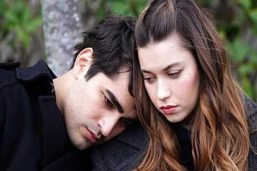 Yalı Çapkını reytinglerde çakıldı: İlk 10 bile hayal oldu! Afra Saraçoğlu ve Mert Ramazan Demir'in...