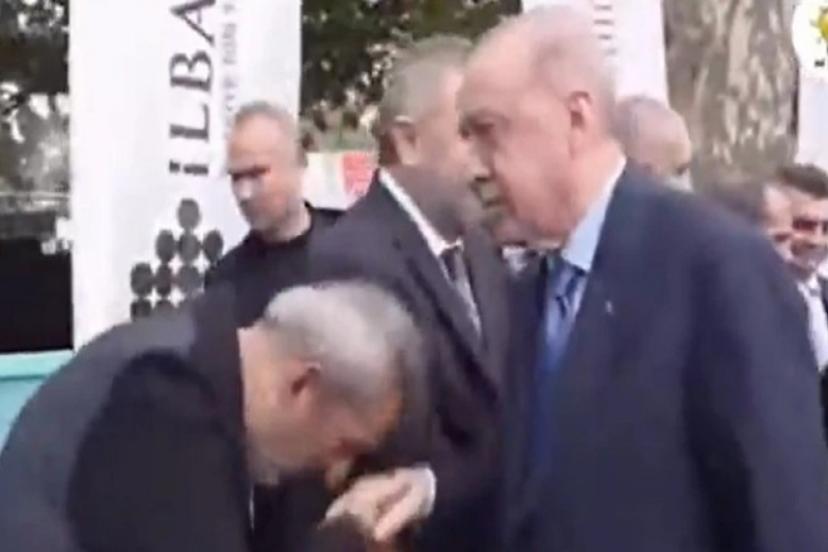 Yavuz Bingöl'ün Cumhurbaşkanı Erdoğan'ın elini öptüğü anlar sosyal medyayı salladı